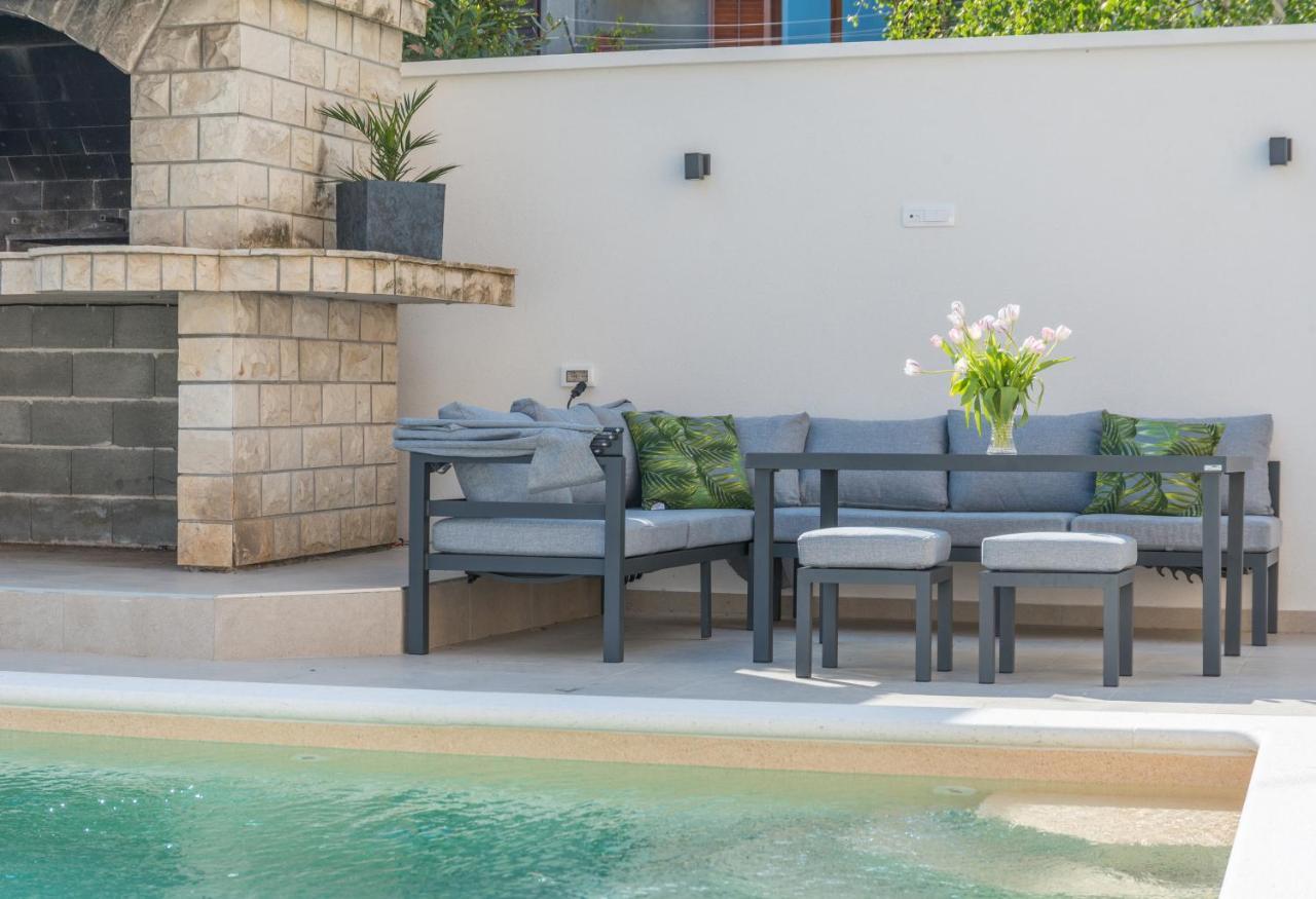 Apartment Jakov With A Pool Zadar Exterior foto